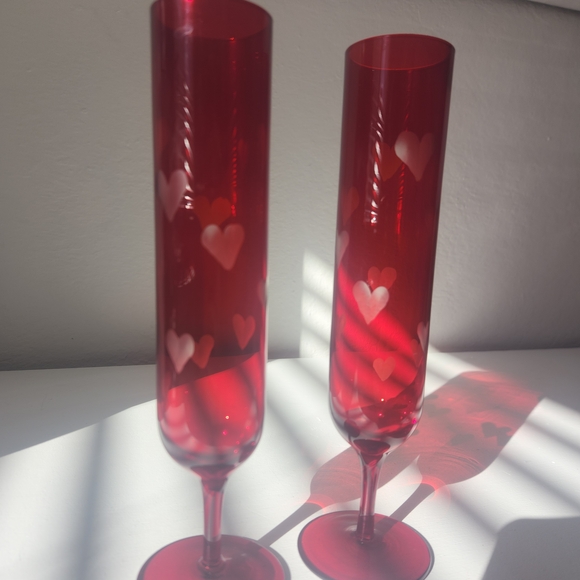 Pier 1 Vintage Etched Red Heart Champagne Flutes Set Of 2 - Picture 12 of 14